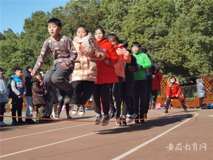 临泉路第二小学.jpg